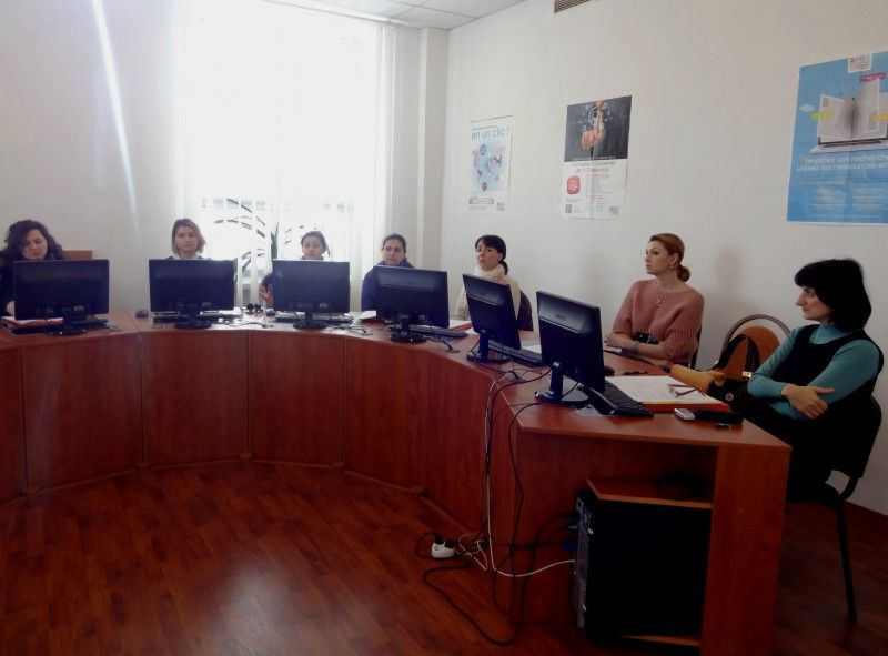 Atelier de lucru la Centrul de reușită universitară Atelier de lucru la Centrul de reușită universitară